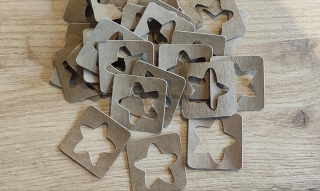 Čtverec 3,5 x 3,5cm - hvězda