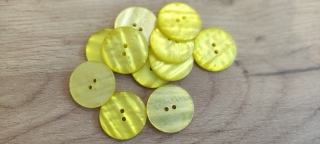 Knoflík 44" - žlutý